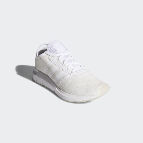 Chaussure Adidas Swift Run X Blanche
