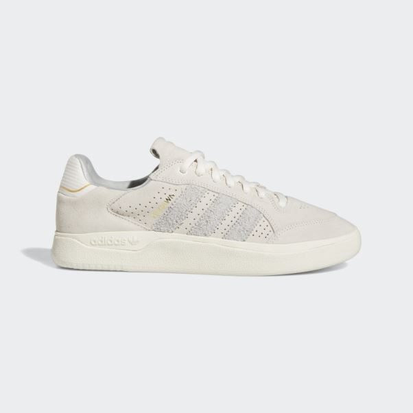 Chaussure Adidas Tyshawn Blanche