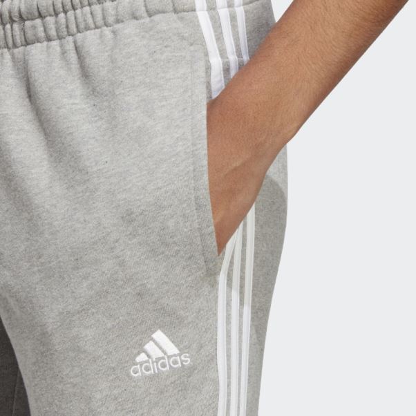 Pantalon Gris Moyen Adidas Essentials 3-stripes En Tissu éponge à Revers