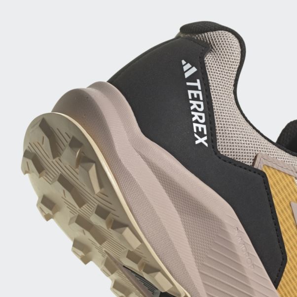 Chaussures De Course Sur Sentier Terrex Trail Rider Gore-tex Beiges Adidas