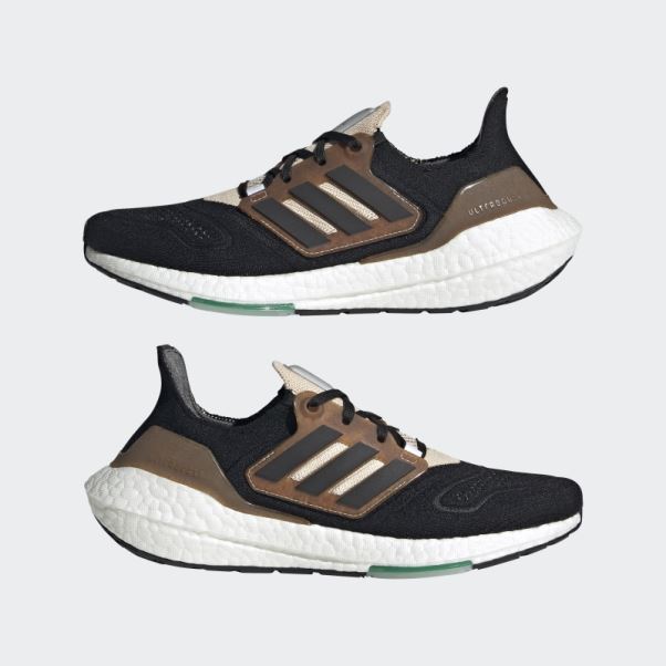 Adidas Ultraboost 22 Noir Fait Avec Des Chaussures De La Nature
