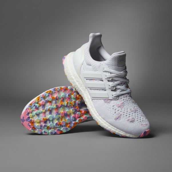 Chaussures Adidas Saint Valentin Ultraboost 1.0 Blanches