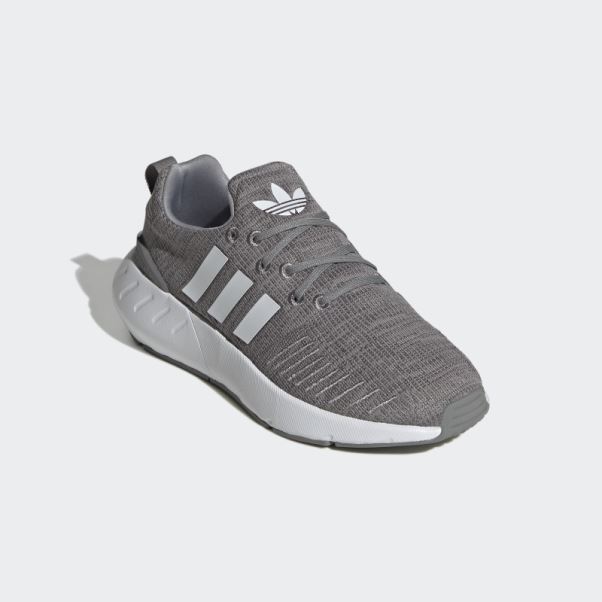 Chaussures Adidas Swift Run 22 Grises