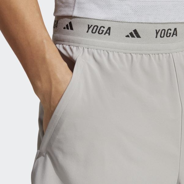 Short Adidas Yoga Training 2-en-1 Gris Uni Mgh