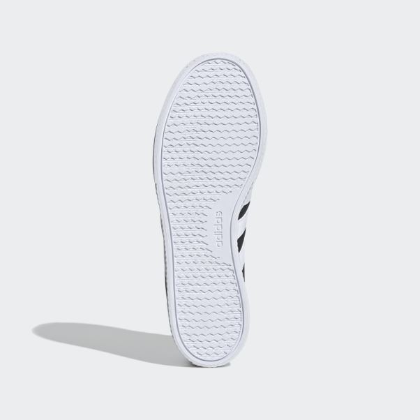 Chaussures Adidas Daily 3.0 Noires