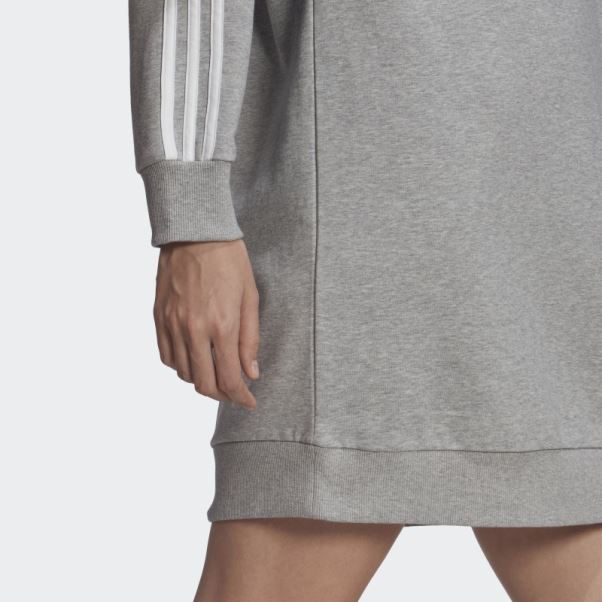 Robe Ras Du Cou à 3 Bandes Essentials Gris Moyen Adidas