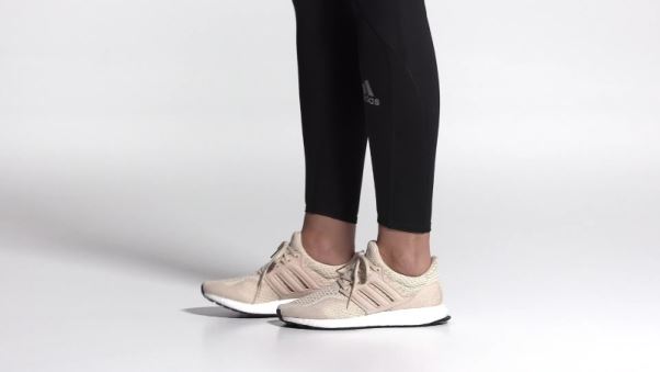 Adidas Ivoire Ultraboost 5.0 Dna Chaussures