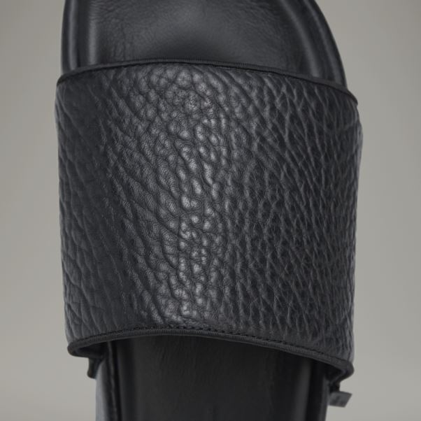 Y-3 Diapositives Adidas élégant
