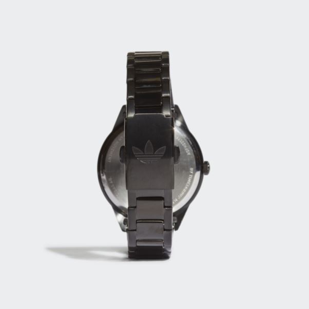 édition Trois Petite Montre M Adidas Noir