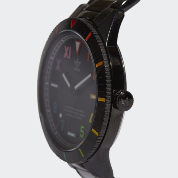 édition Trois Petite Montre M Adidas Noir
