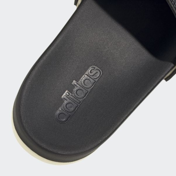 Adidas Sandales Adilette Confort Teinte écru