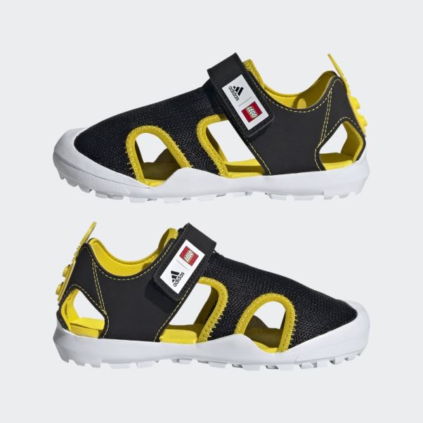 Sandales Adidas Capitaine Toey X Lego Noir