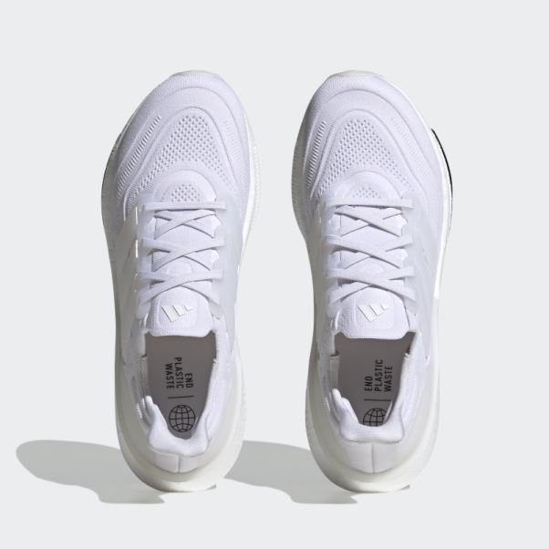Chaussures Adidas Ultraboost Light Blanches