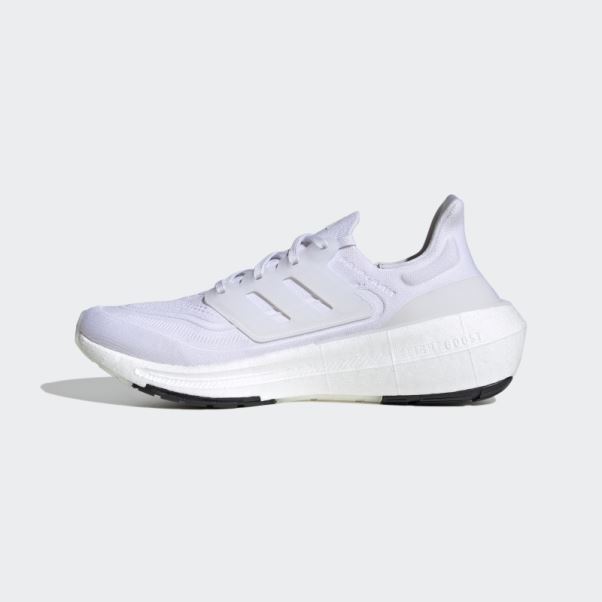 Chaussures Adidas Ultraboost Light Blanches