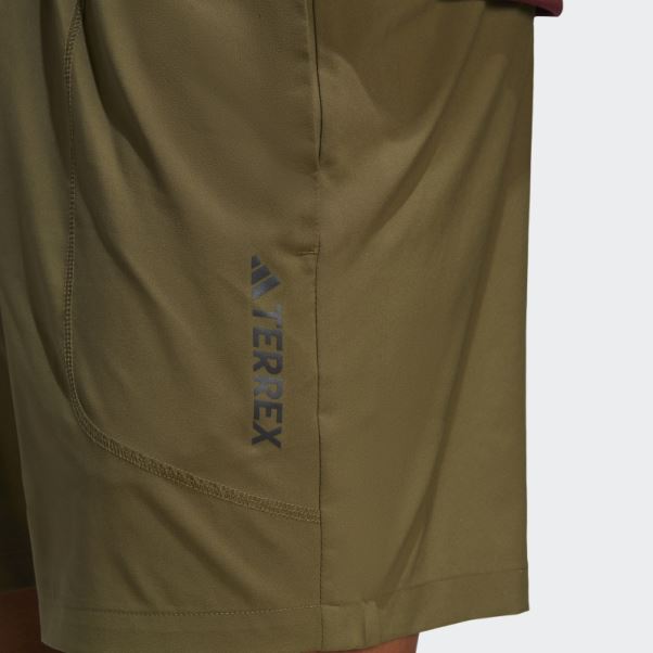 Short Adidas Terrex Multi Vert Olive