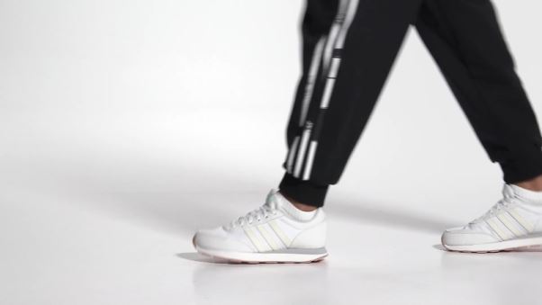 Run 60s 3.0 Chaussures De Course Lifestyle Blanc Adidas
