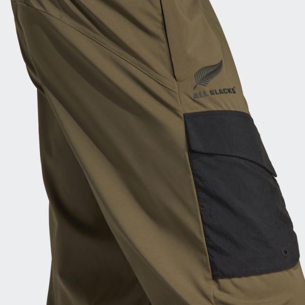 Adidas All Blacks Rugby Lifestyle Pantalon De Survêtement Fuselé Olive