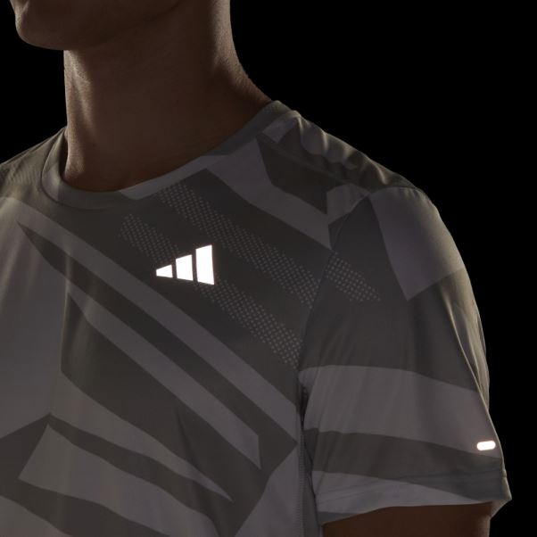 Posséder Le T-shirt Saisonnier Run Adidas Gris