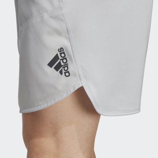 Adidas Conçu Pour Le Short D'entraînement Gris