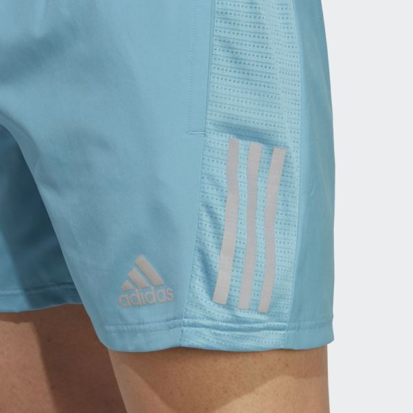 Mode Adidas Possède Le Short De Course Argent