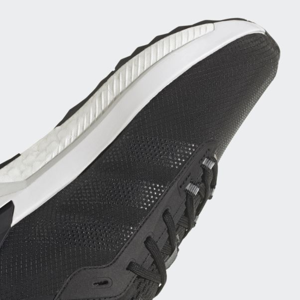 Chaussures Adidas Avryn Carbone