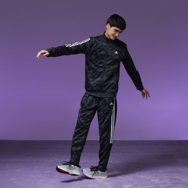 Pantalon De Survêtement Style De Vie En Carbone Tiro Adidas