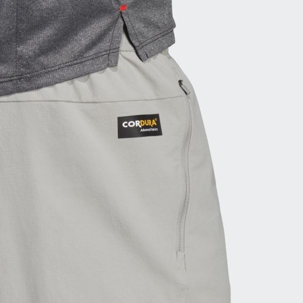 Adidas Mgh Solid Grey Conçu Pour L'entraînement Short D'entraînement En Cordura