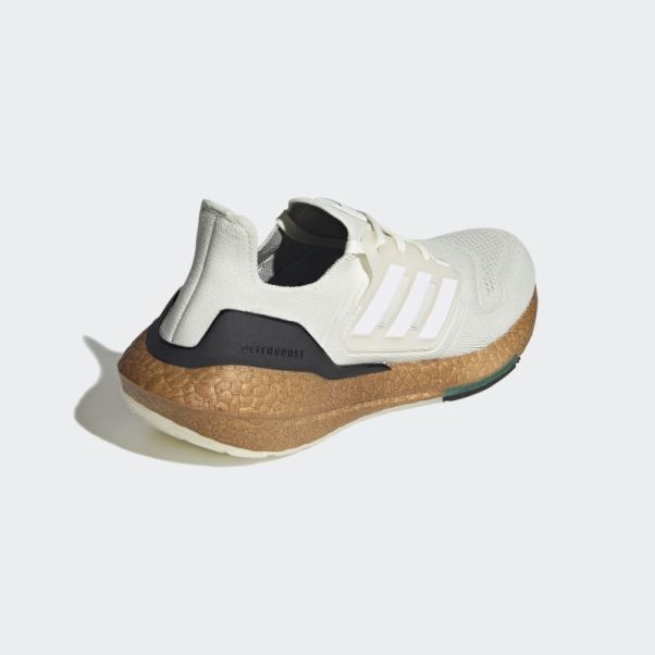 Teinte Blanche Ultraboost 22 Faite Avec Des Chaussures De La Nature Adidas