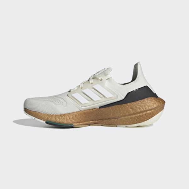 Teinte Blanche Ultraboost 22 Faite Avec Des Chaussures De La Nature Adidas