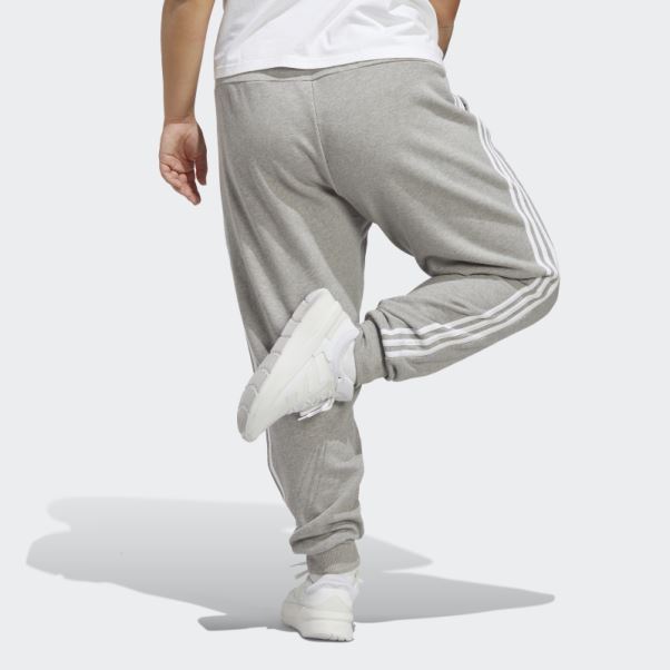 Pantalon à Revers En Molleton à 3 Bandes Essentials Gris Moyen (taille Plus) Adidas