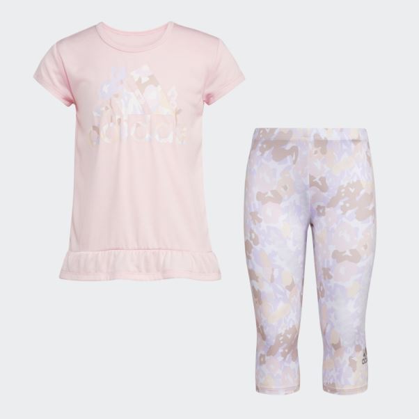 Ensemble T-shirt Adidas Chiné Rose Et Capri Imprimé Sur L'ensemble