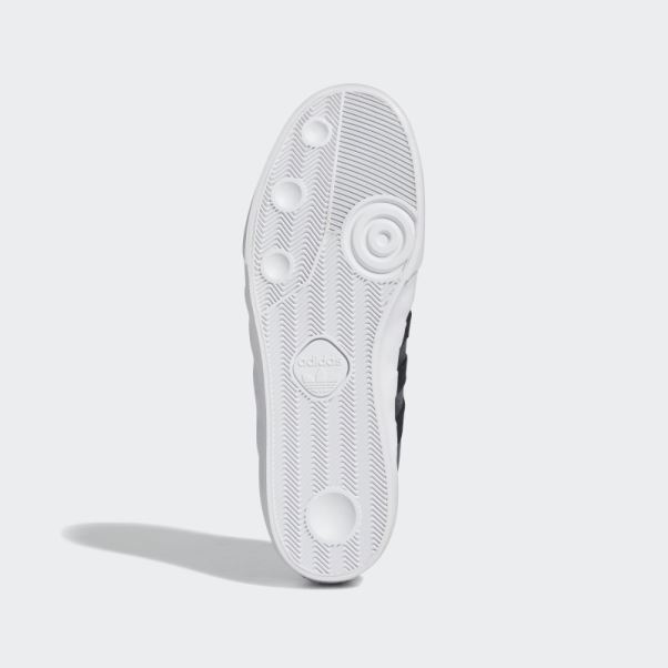 Chaussure Adidas Seeley Xt Blanche