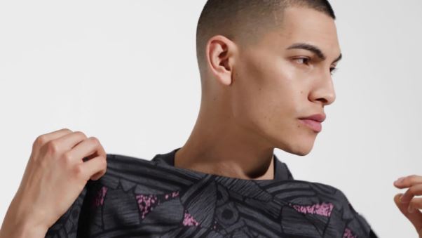 T-shirt Adidas Rekive Noir Imprimé Trèfle Sur L'ensemble