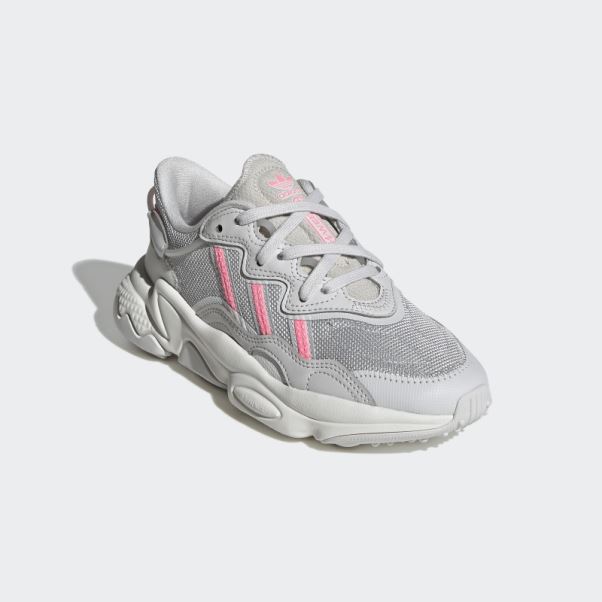 Chaussures Adidas Ozweego Rose