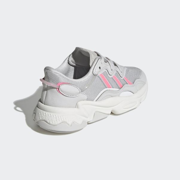 Chaussures Adidas Ozweego Rose