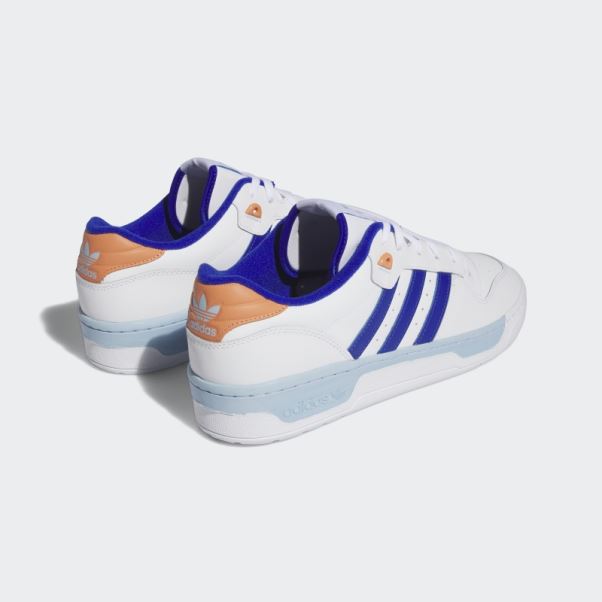 Chaussures De Rivalité Adidas Blanches