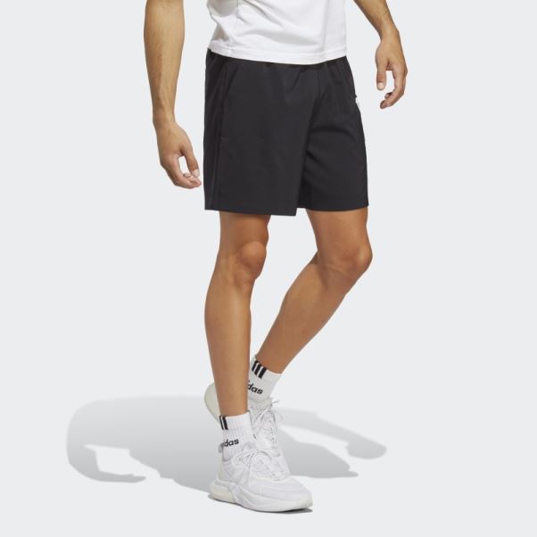 Aeroready Essentials Chelsea Linear Logo Short Adidas Noir Mode