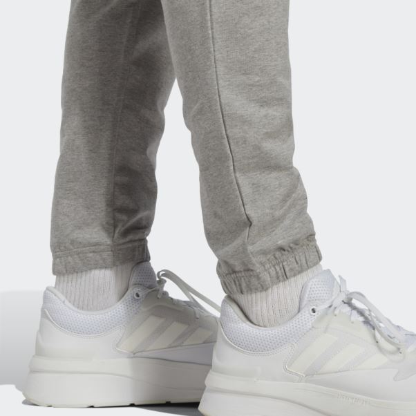 Essentials Single Jersey Tapered Badge Of Sport Pantalon Adidas Gris Moyen