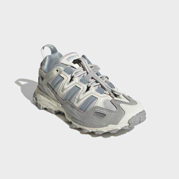 Chaussure Adidas Hyperturf Aventure Grise