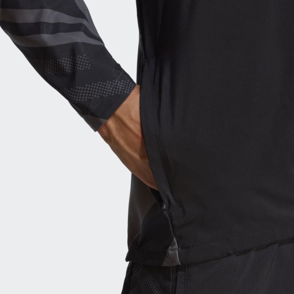 Posséder La Veste Saisonnière Run Adidas Noir