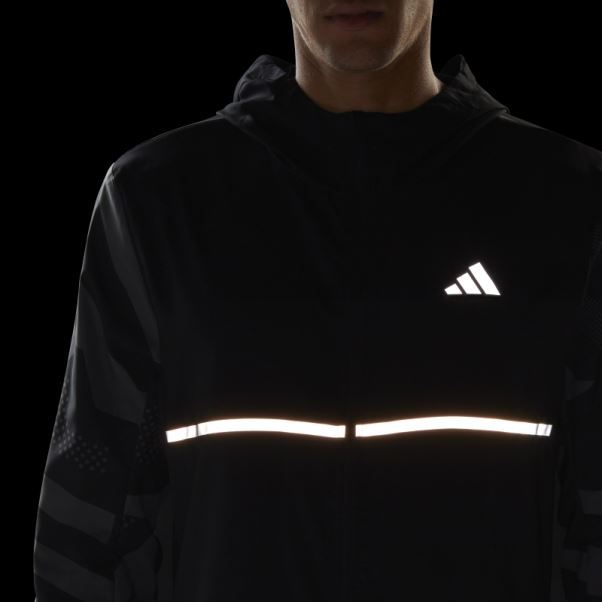 Posséder La Veste Saisonnière Run Adidas Noir