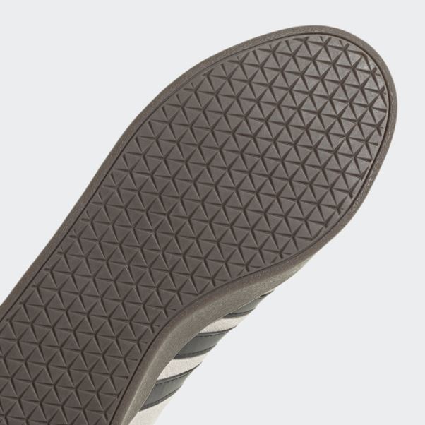 Vl Court Lifestyle Skate Chaussures En Daim Gris Adidas