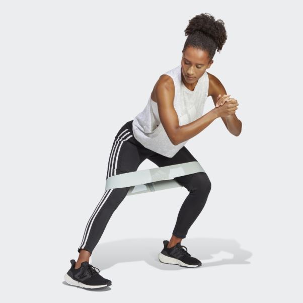 T-shirt Adidas Train Icon Blanc Imprimé Sur L'ensemble