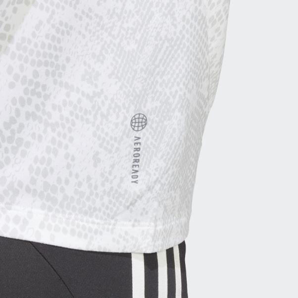 T-shirt Adidas Train Icon Blanc Imprimé Sur L'ensemble