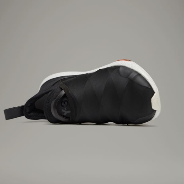 Y-3 Ultraboost 22 Adidas