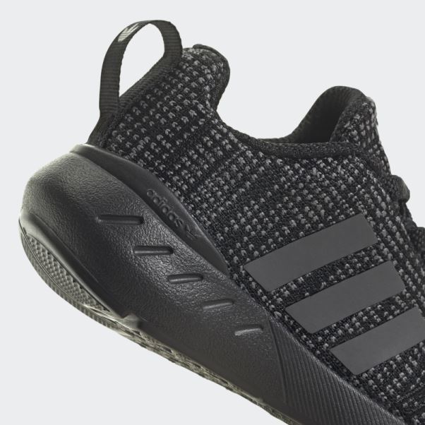 Chaussures Adidas Swift 22 Blanches