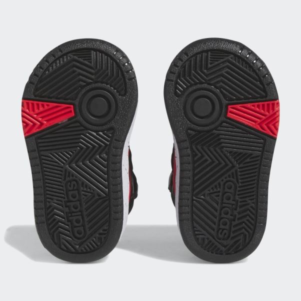 Chaussures Adidas Hoops Mid Noires élégantes