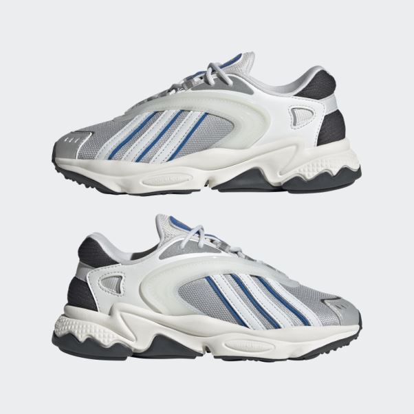 Chaussures Adidas Oztral Blanches