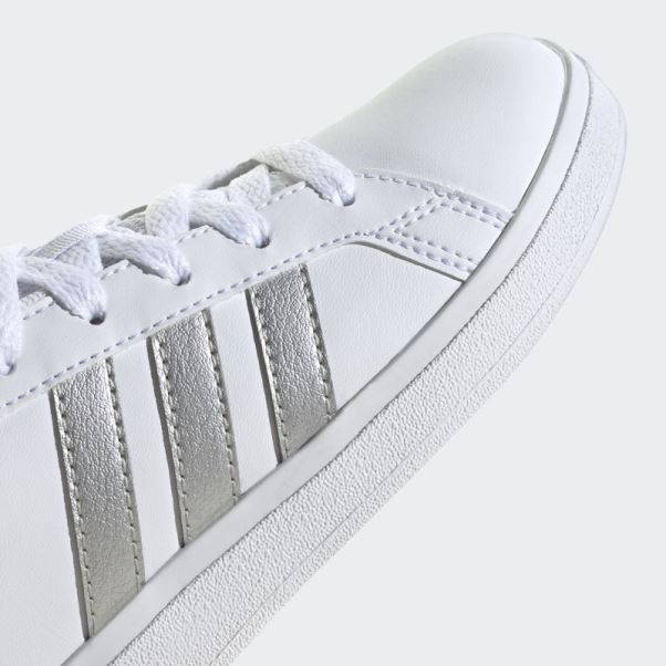 Chaussures De Tennis à Lacets Adidas Grand Court Lifestyle Blanches