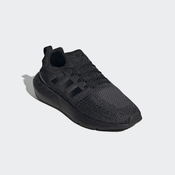 Chaussures Adidas Swift Run 22 Grises